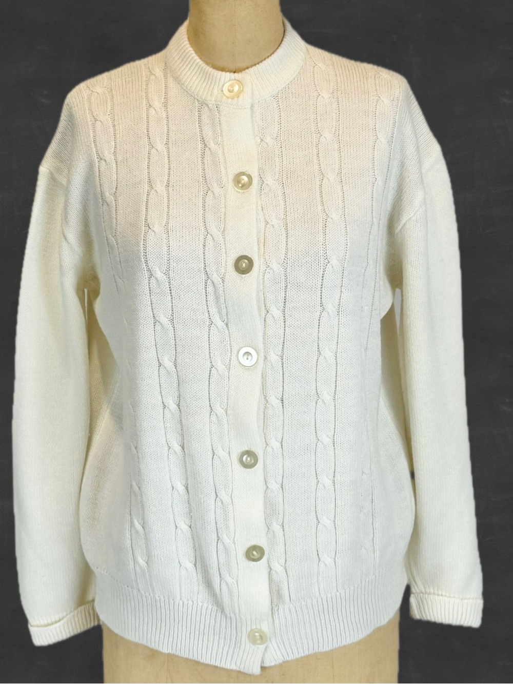 VINTAGE 60s classic cable knit sweater cardigan button front ivory cream women’s